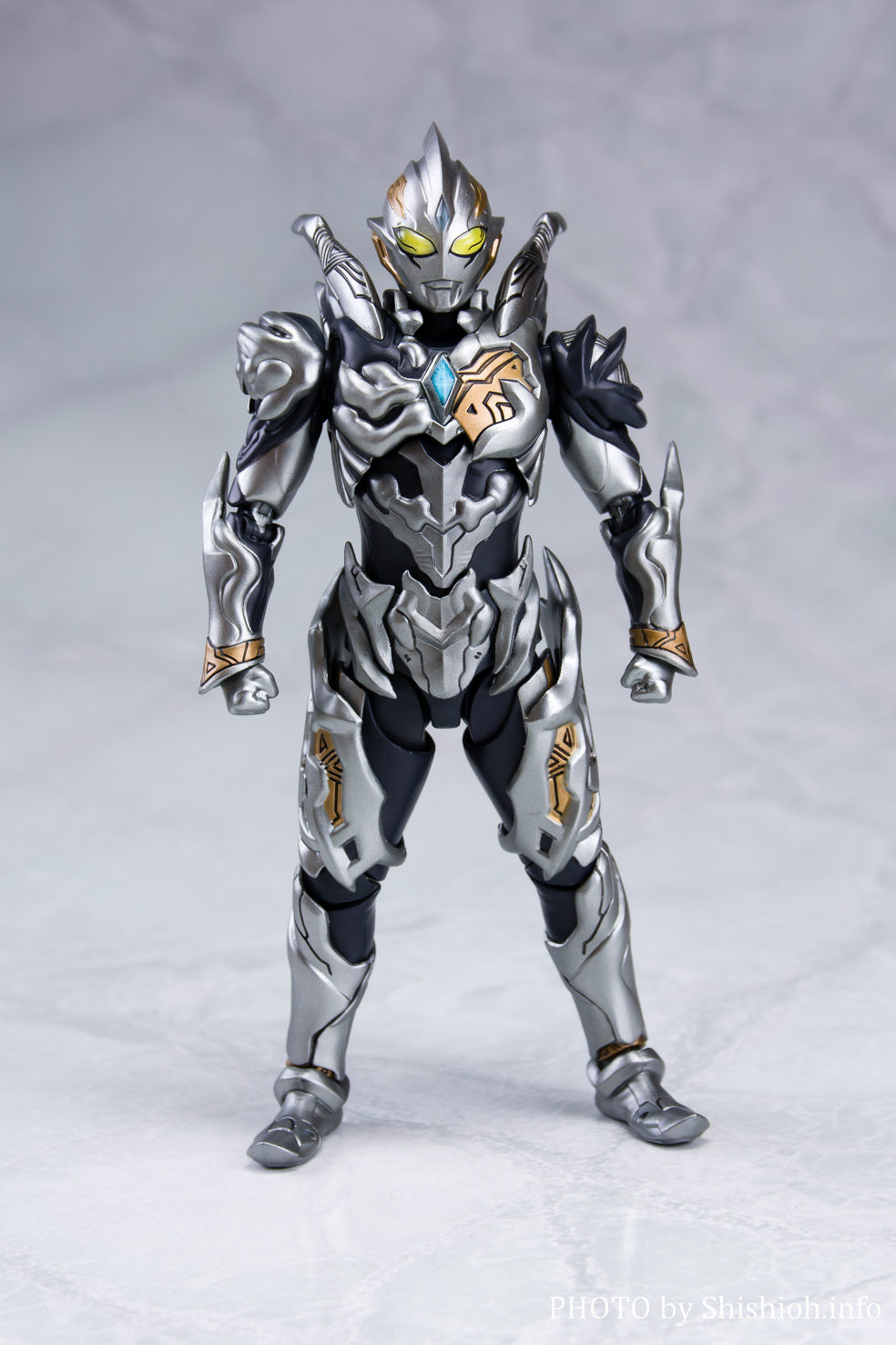 話題の人気 S.H.Figuarts トリガーダーク arkay.com.ar